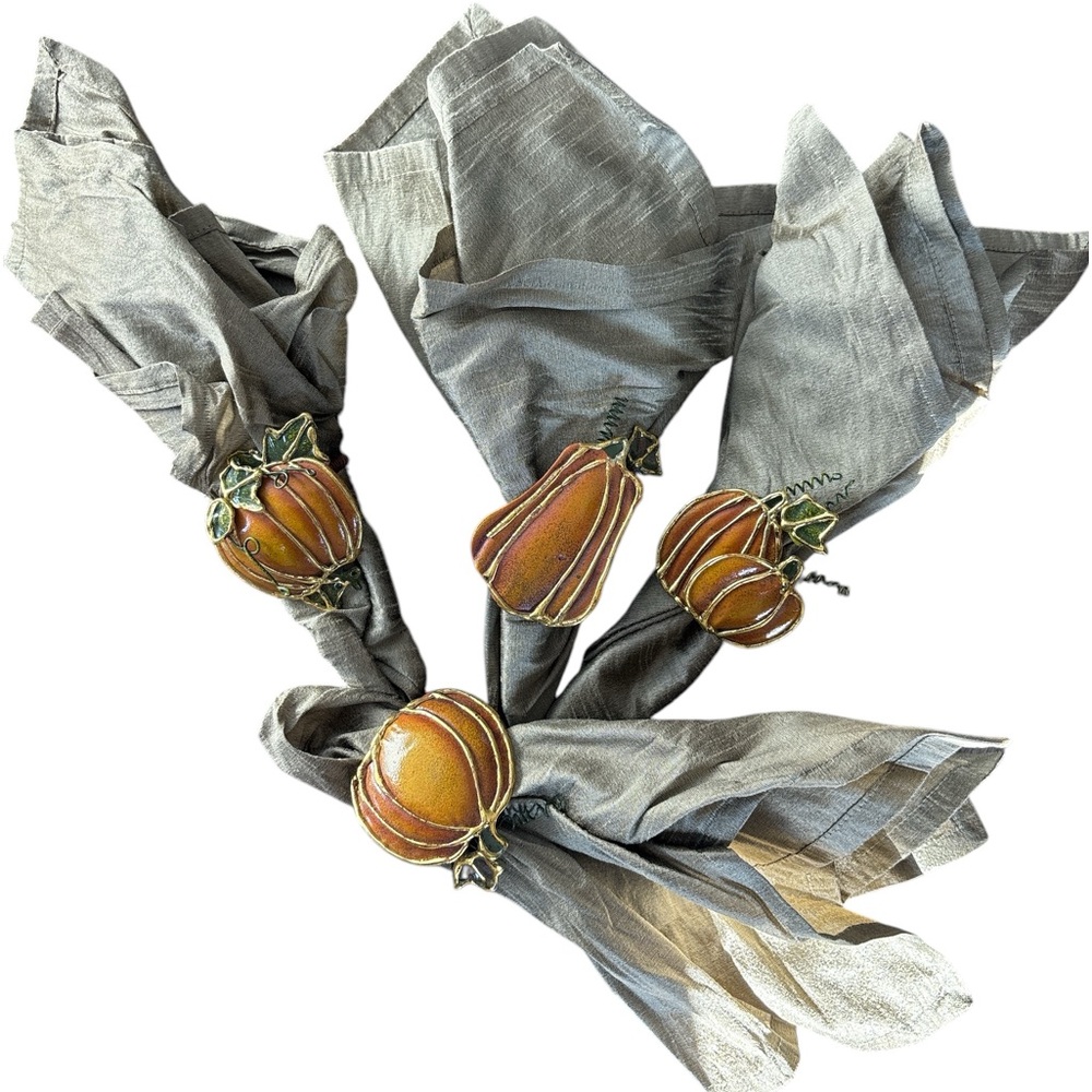 Set Of 4 Vintage Pumpkin 🎃  Metal Festive Napkin Holder Rings ✨